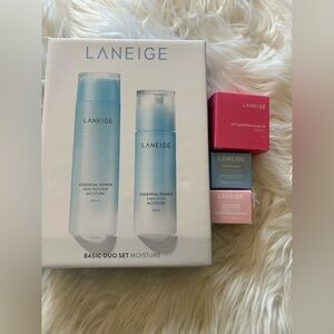 LANEIGE Basic Duo Set with Lip Sleeping Mask - Blue and Pink